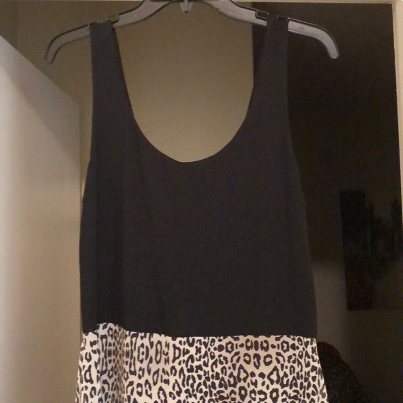 Dress - Picture 2 of 5